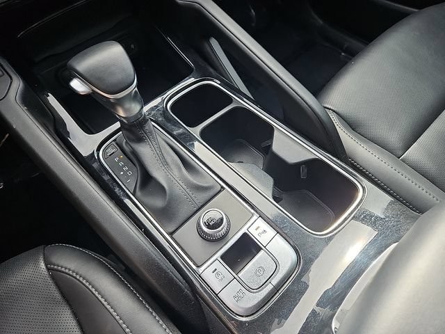 Used 2025 Kia Telluride S FWD image 19