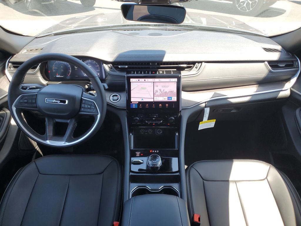 New 2025 Jeep Grand Cherokee Limited image 26