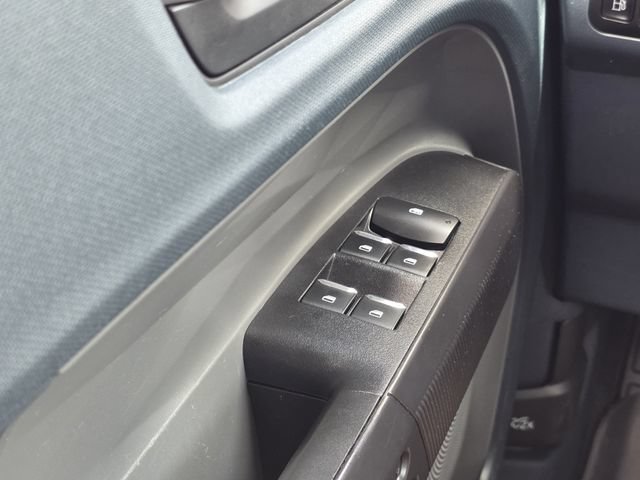 Certified 2025 Ford Maverick XL FWD image 16
