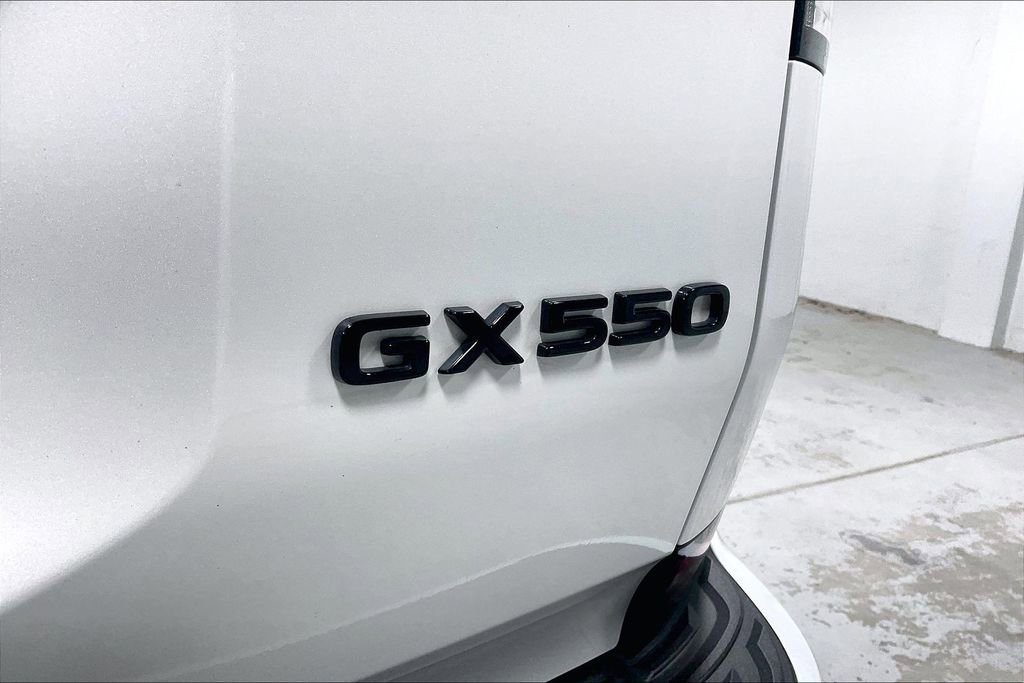 Used 2025 Lexus GX 550 image 39
