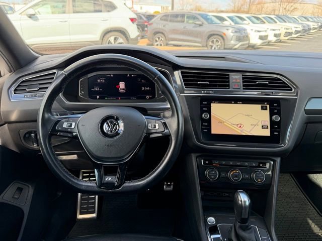 Used 2020 Volkswagen Tiguan SEL Premium R-Line image 16