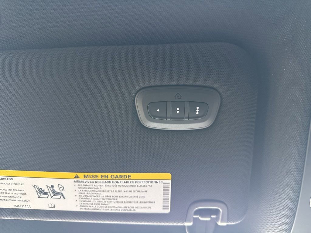 New 2026 Jeep Cherokee Overland w/ Advanced Pro Tech Group image 24