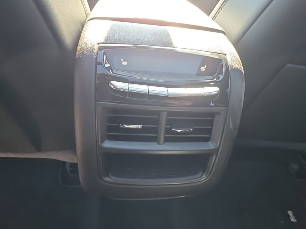 Certified 2023 Cadillac XT5 Premium Luxury w/ Technology Package image 18