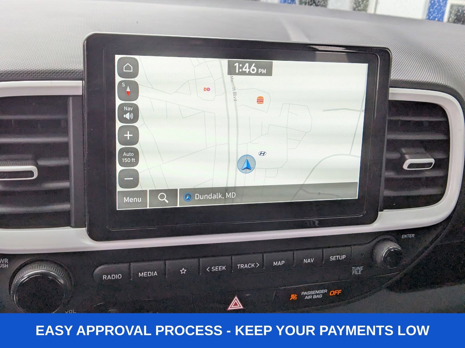 Used 2025 Hyundai Venue Limited image 25