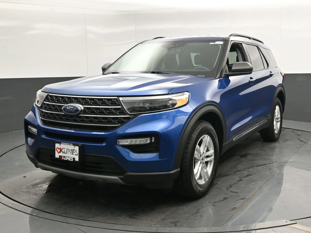 Used 2022 Ford Explorer XLT w/ Equipment Group 202A image 51