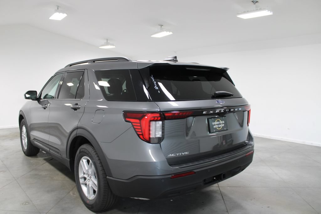 New 2026 Ford Explorer Active RWD image 6
