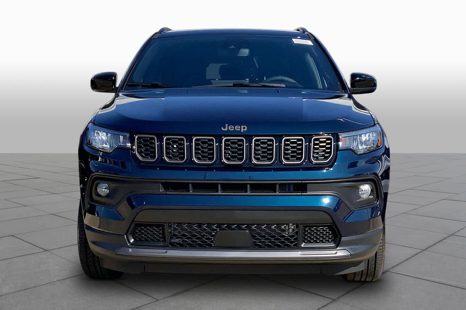 New 2026 Jeep Compass Latitude AWD/4WD image 3
