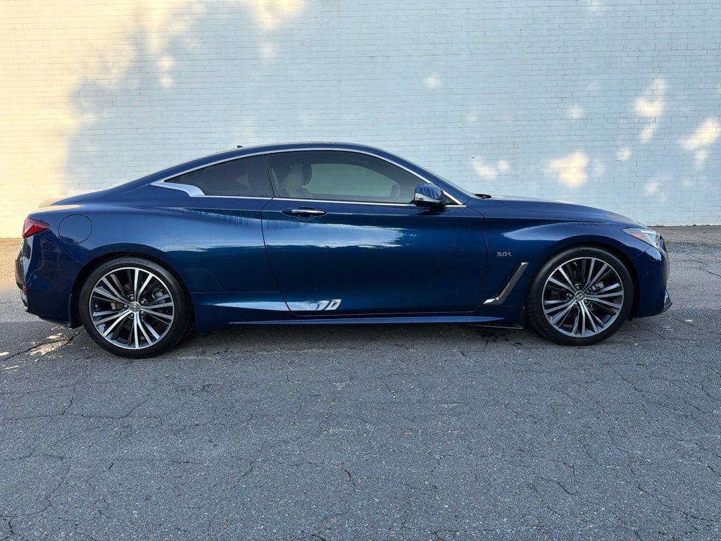Used 2019 INFINITI Q60 3.0t Luxe w/ Essential Package