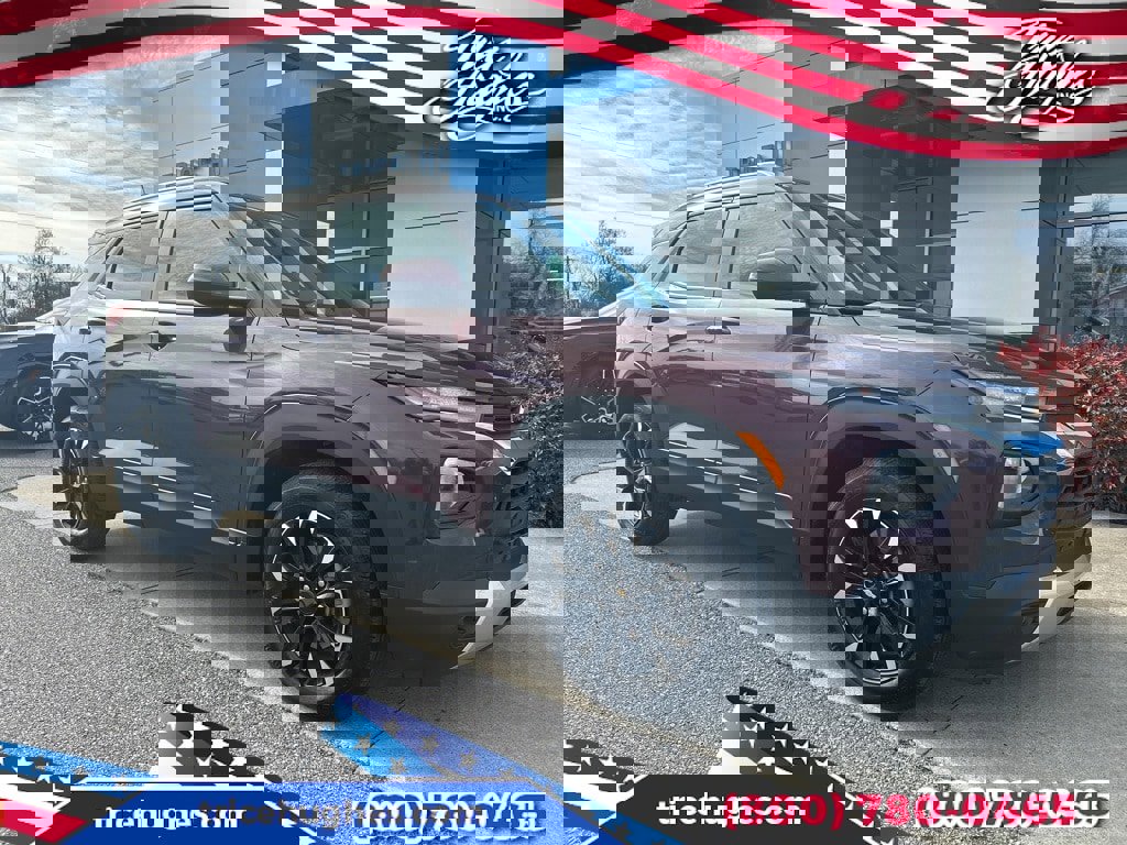 Used 2023 Chevrolet TrailBlazer LT image 1