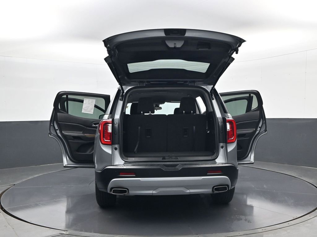 Used 2023 GMC Acadia SLE FWD image 33
