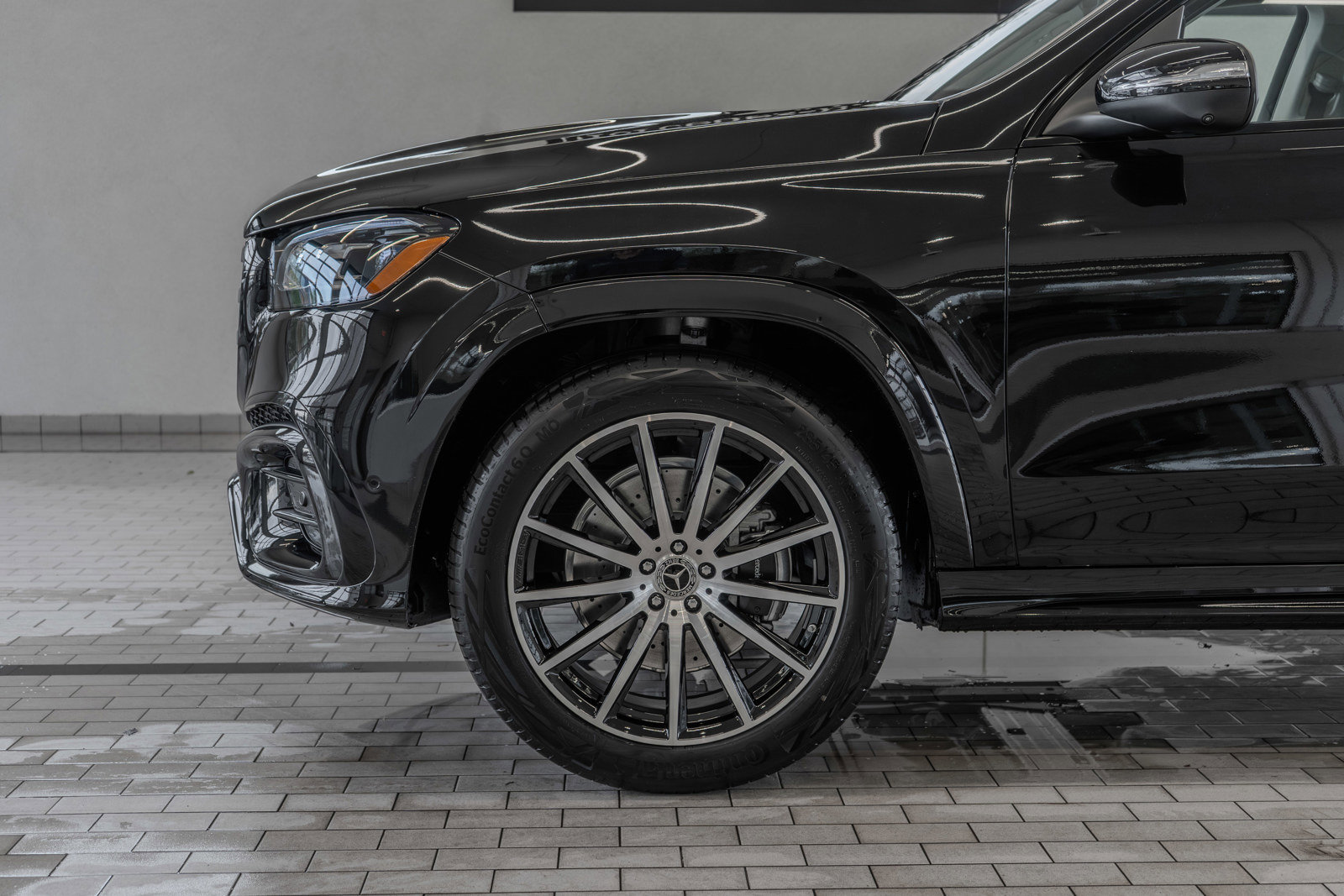 New 2026 Mercedes-Benz GLS 450 4MATIC image 4