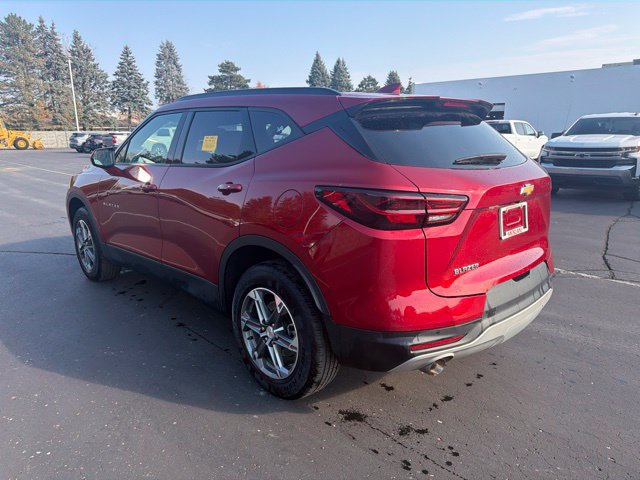 Used 2024 Chevrolet Blazer LT w/ Convenience Package FWD image 9