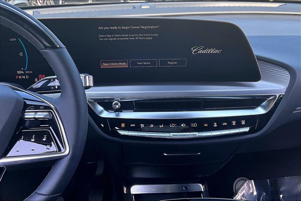 New 2026 Cadillac Lyriq Luxury image 8