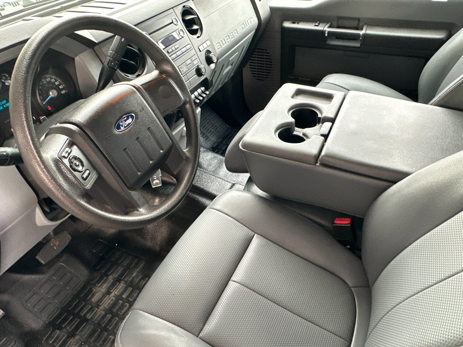 Used 2015 Ford F550 2WD Crew Cab Super Duty image 10