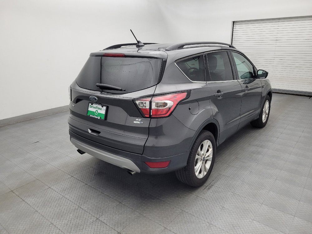 Used 2018 Ford Escape SE w/ SE Sync 3 Package AWD/4WD image 9