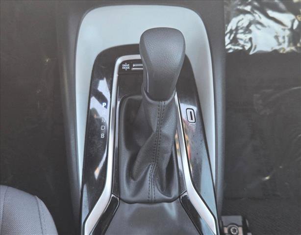 Certified 2025 Toyota Corolla SE image 13