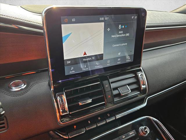 Used 2020 Lincoln Navigator L Reserve image 13