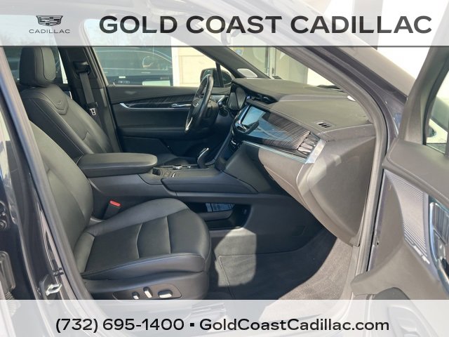 Certified 2022 Cadillac XT6 Premium Luxury w/ Technology Package image 7