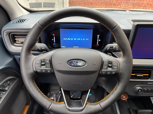 Used 2025 Ford Maverick Tremor image 14