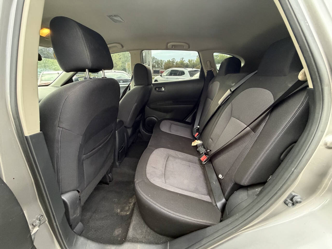 Used 2012 Nissan Rogue SV AWD/4WD image 24
