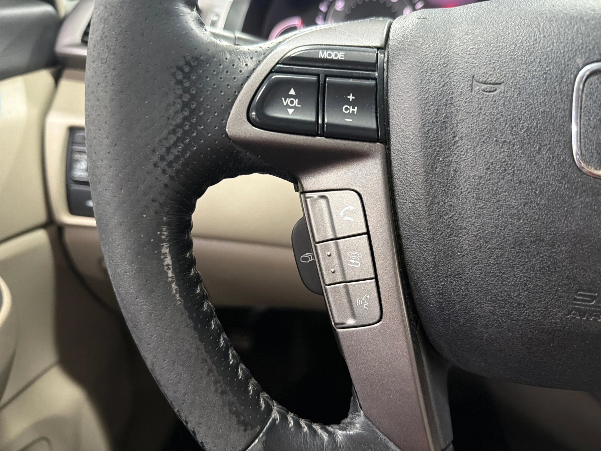 Used 2017 Honda Odyssey EX-L image 24