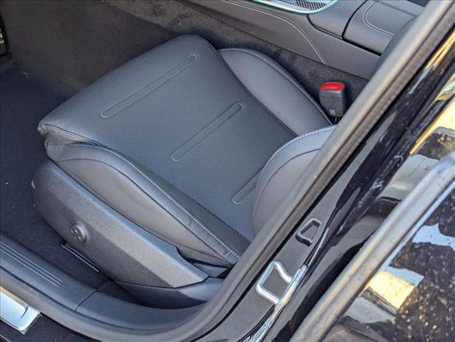 New 2026 Mercedes-Benz E 53 AMG e 4MATIC Sedan image 4