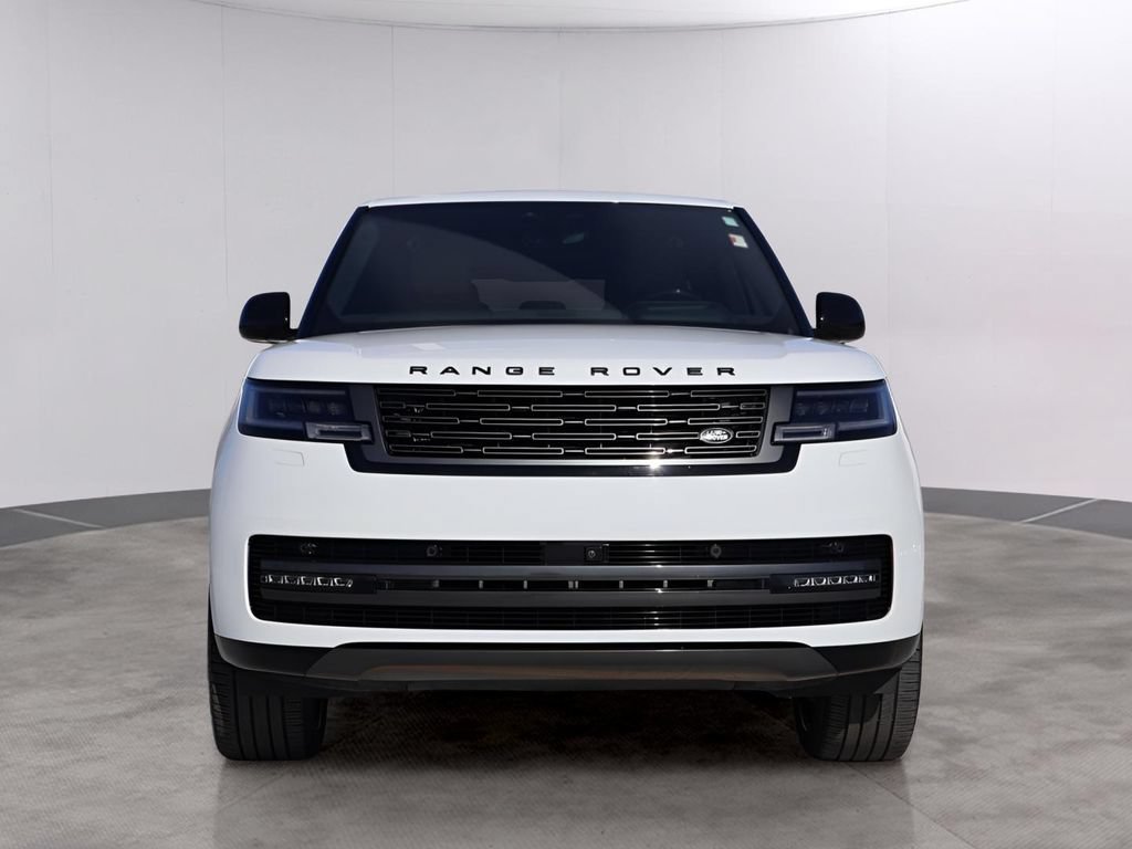 Certified 2025 Land Rover Range Rover Long Wheelbase SE AWD/4WD image 2