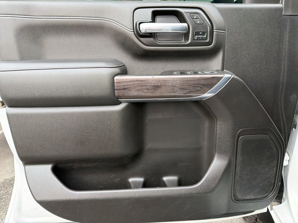 Used 2022 Chevrolet Silverado 2500 LTZ w/ LTZ Convenience Package image 33