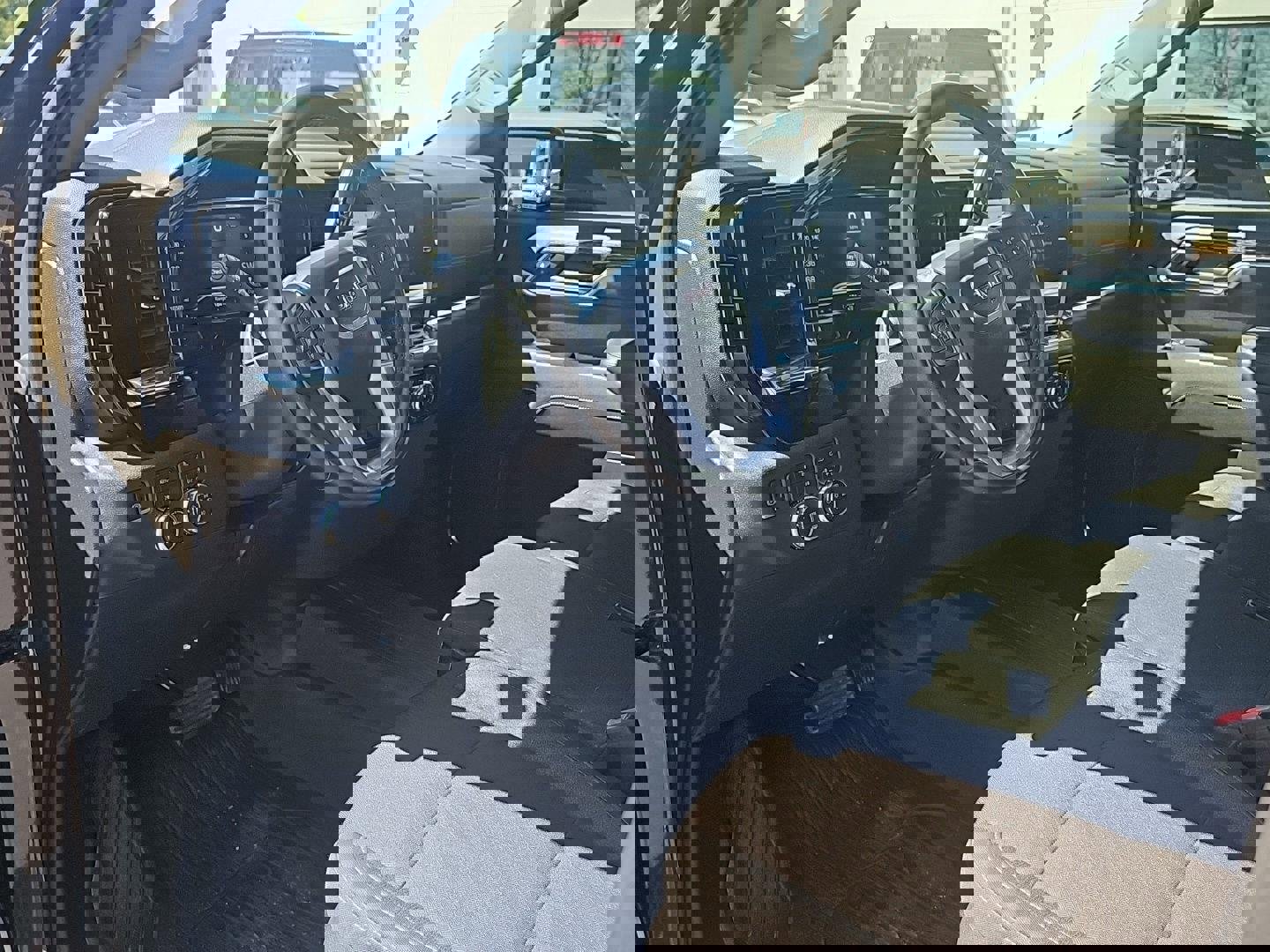 Used 2023 GMC Sierra 1500 Elevation image 7