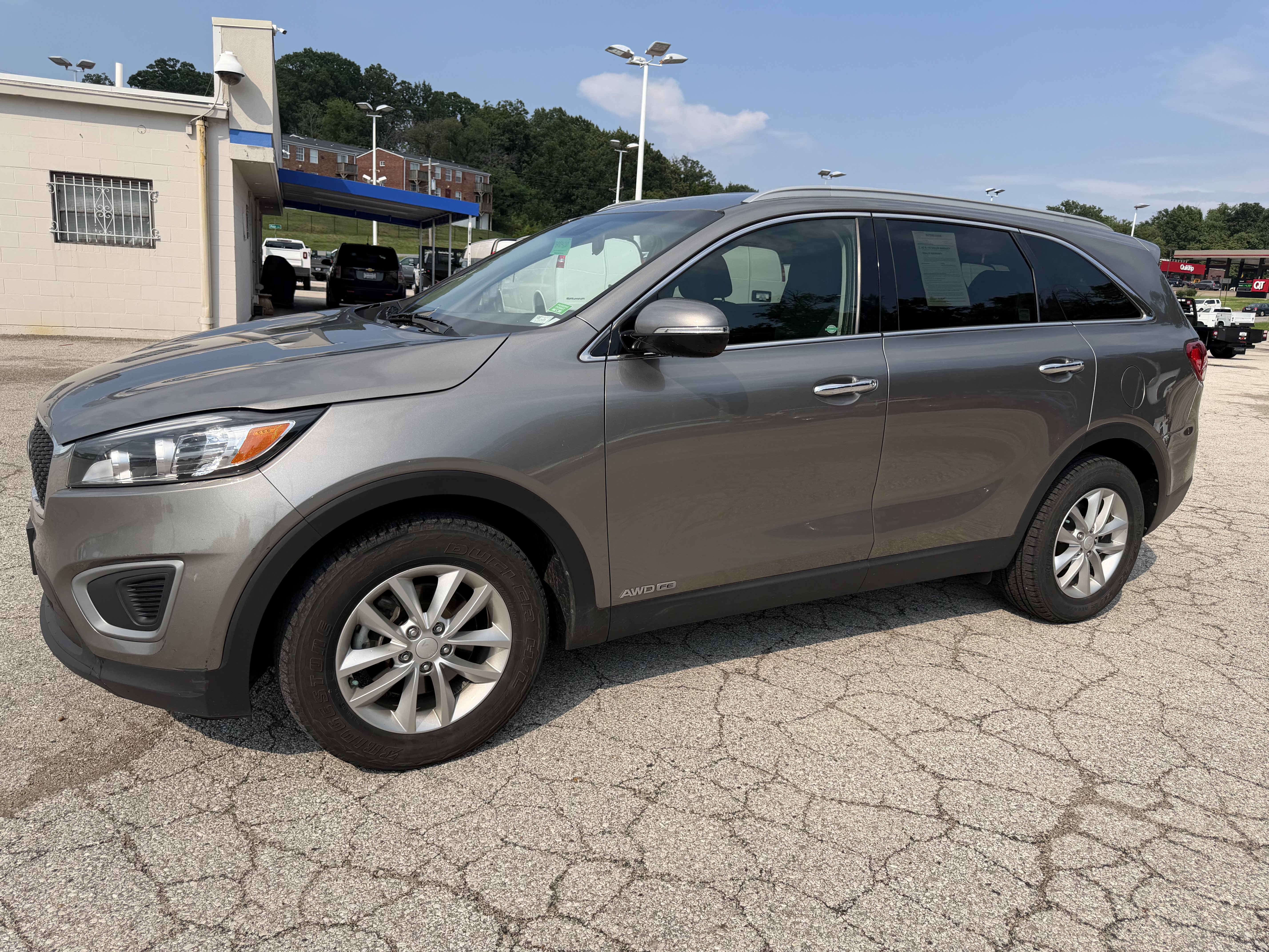 Used 2016 Kia Sorento LX AWD/4WD image 3