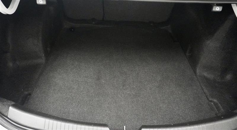 Used 2018 Chevrolet Malibu LT image 38