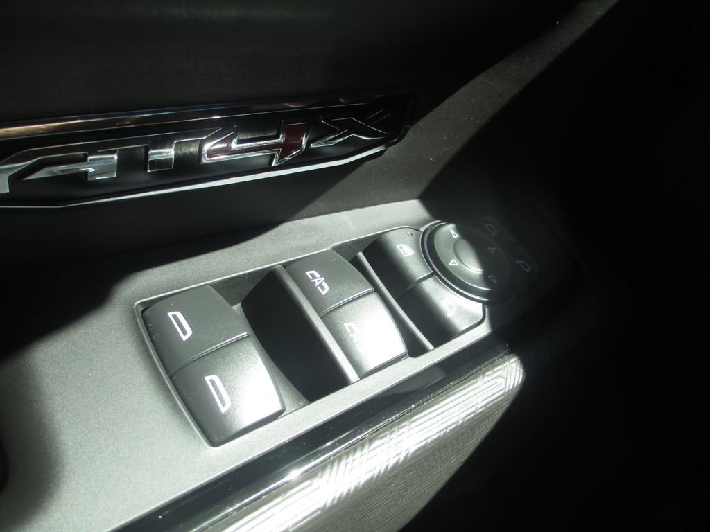 Used 2023 GMC Sierra 1500 AT4X AWD/4WD image 32