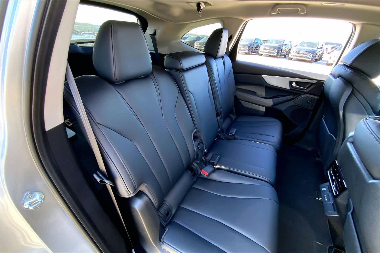 Used 2026 Acura MDX FWD image 18