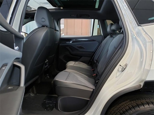 New 2026 Volkswagen Tiguan SEL R-Line image 7