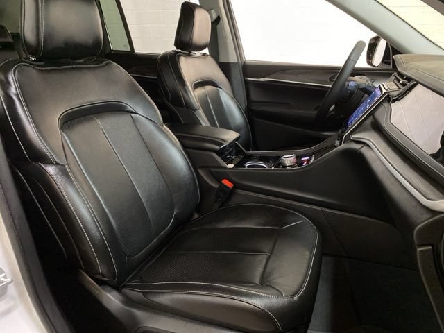 Used 2022 Jeep Grand Cherokee Limited 4xe w/ Luxury Tech Group II AWD/4WD image 85