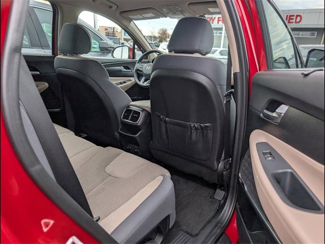 Used 2019 Hyundai Santa Fe SEL image 24