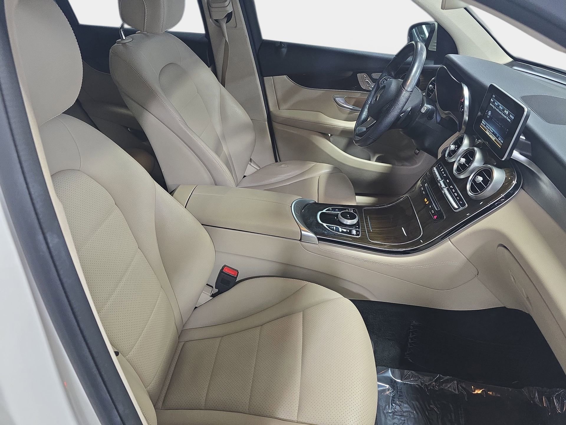 Certified 2019 Mercedes-Benz GLC 300 image 10