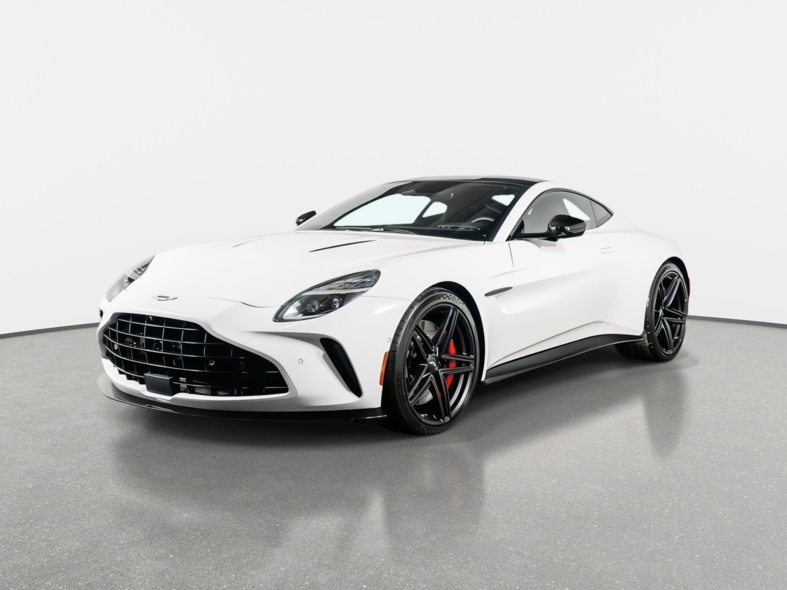 Used 2025 Aston Martin V8 Vantage Coupe image 13