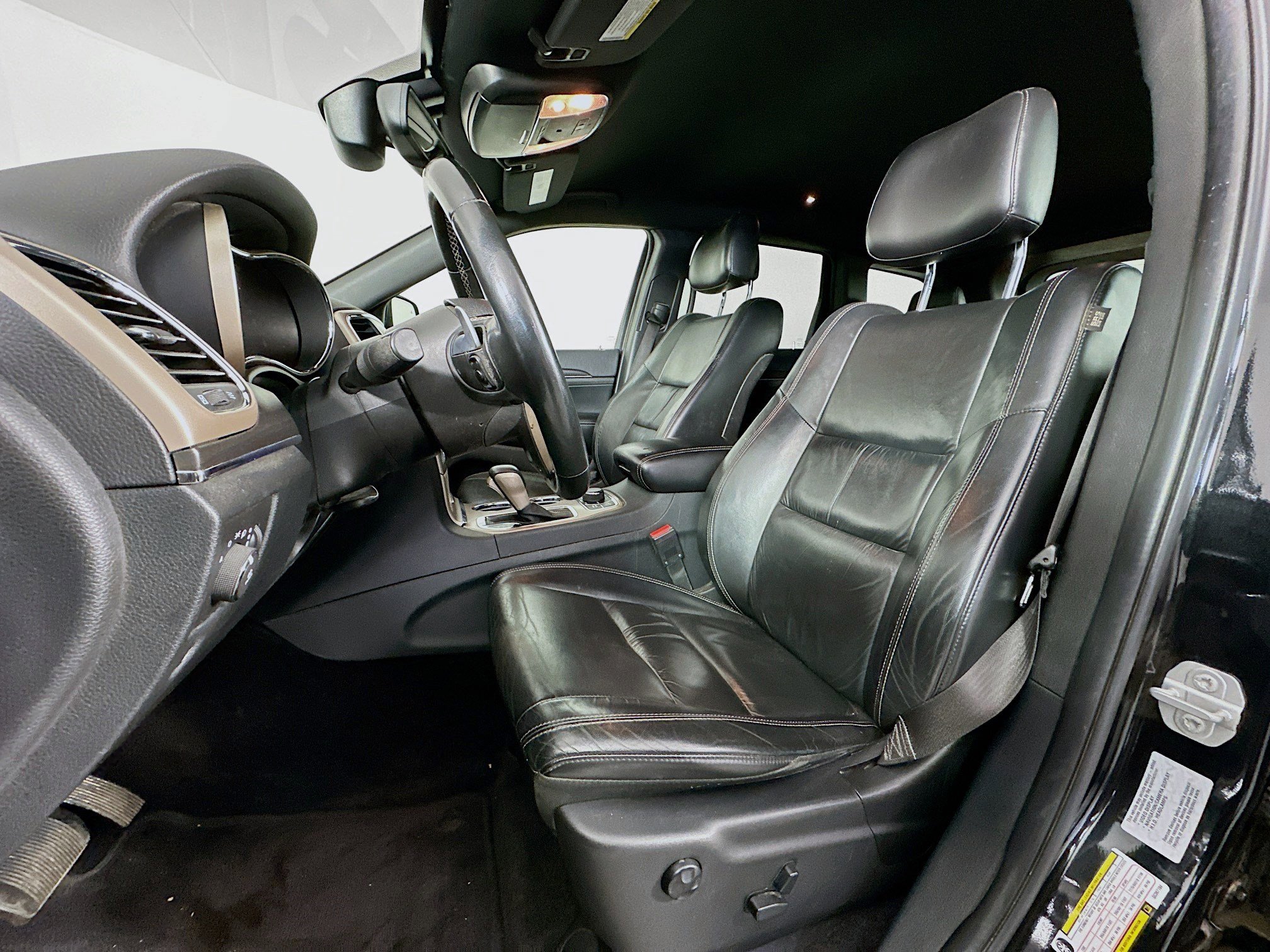 Used 2016 Jeep Grand Cherokee Limited image 22