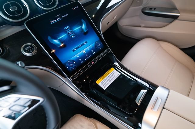 New 2026 Mercedes-Benz C 300 4MATIC Sedan image 22