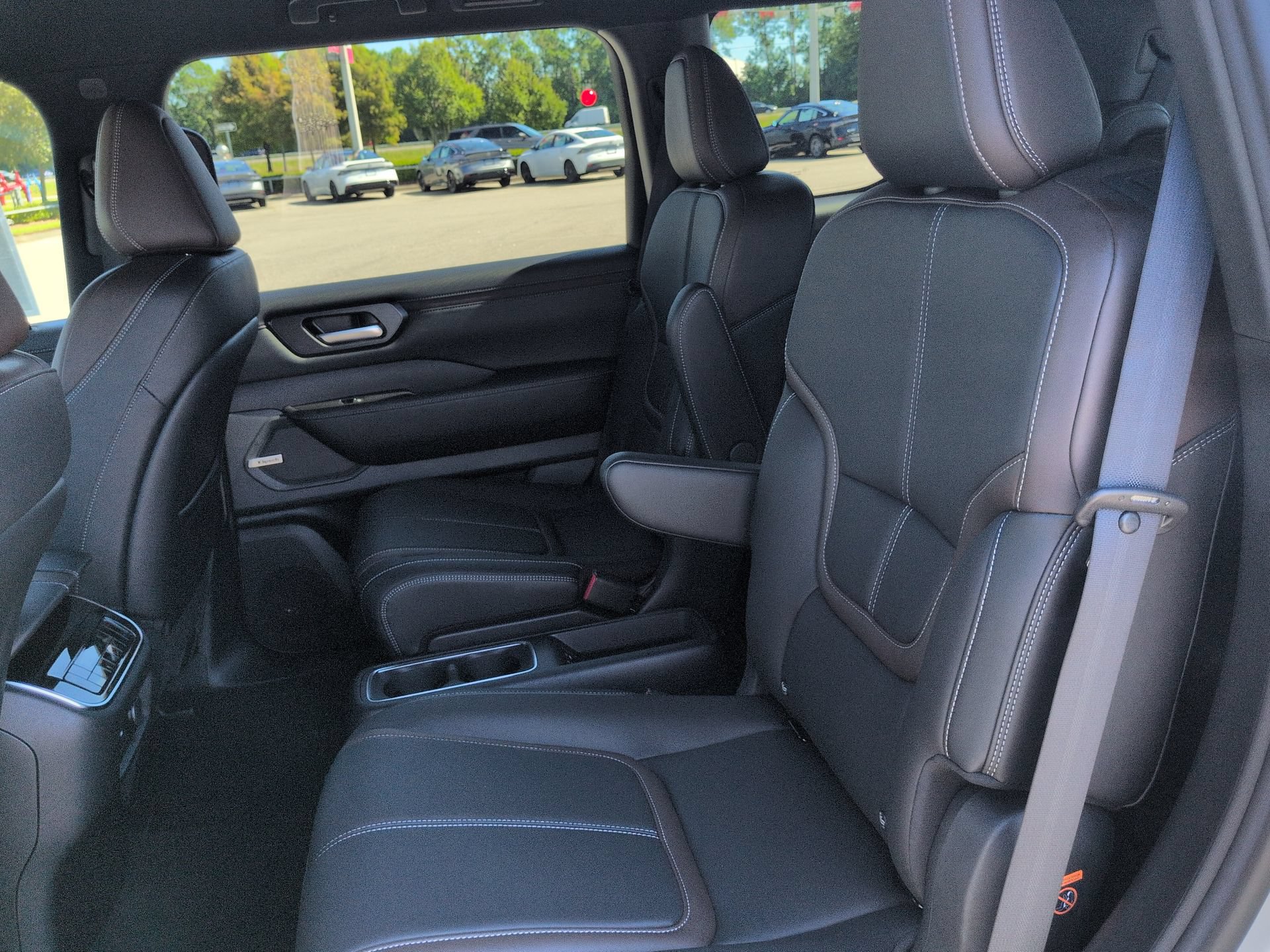 New 2026 Nissan Armada SL RWD image 15