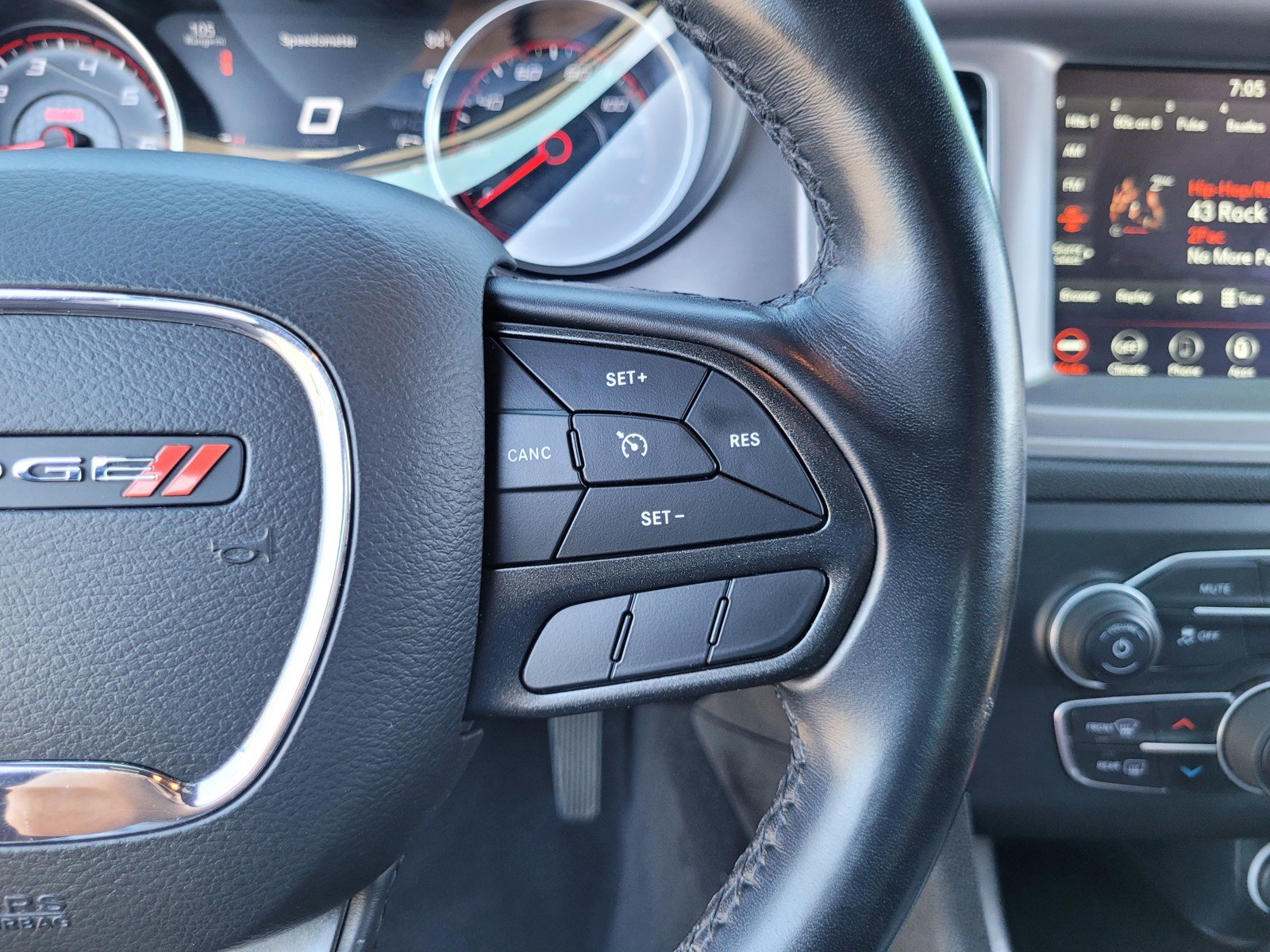 Used 2023 Dodge Charger SXT image 22