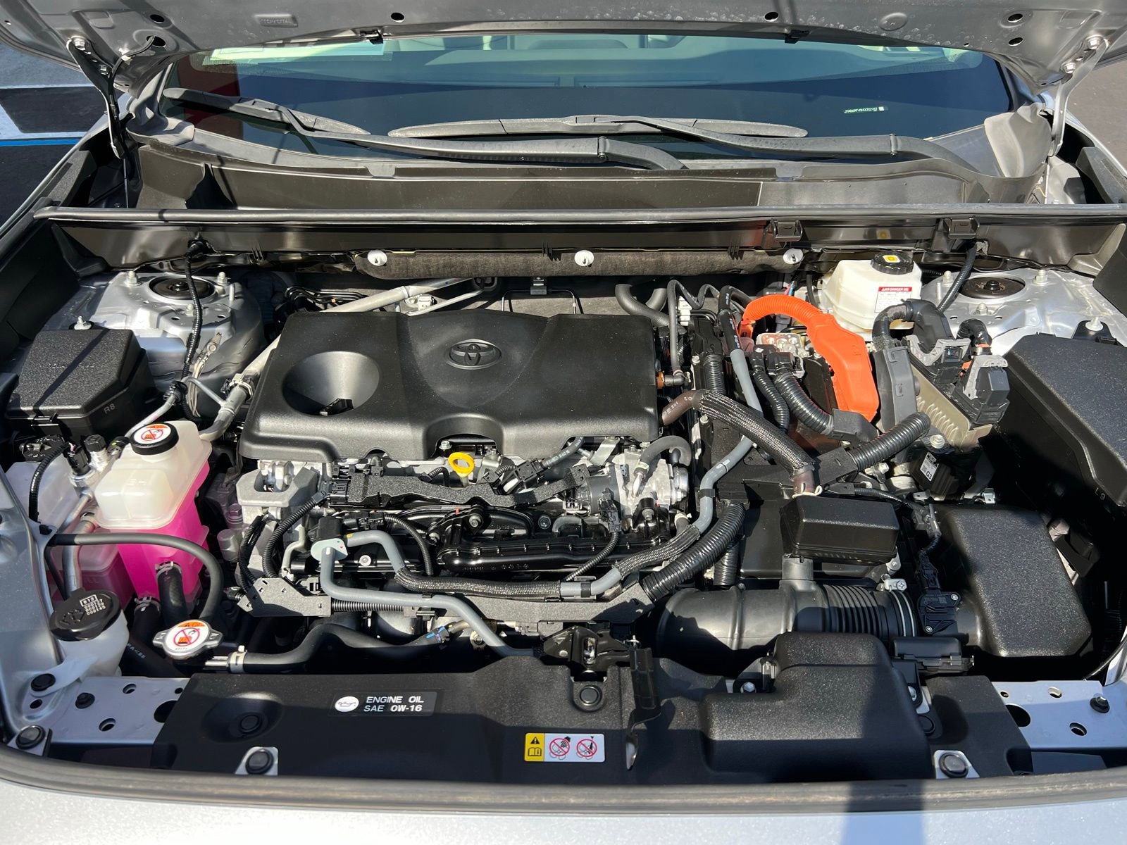 Used 2022 Toyota RAV4 XLE Premium image 19