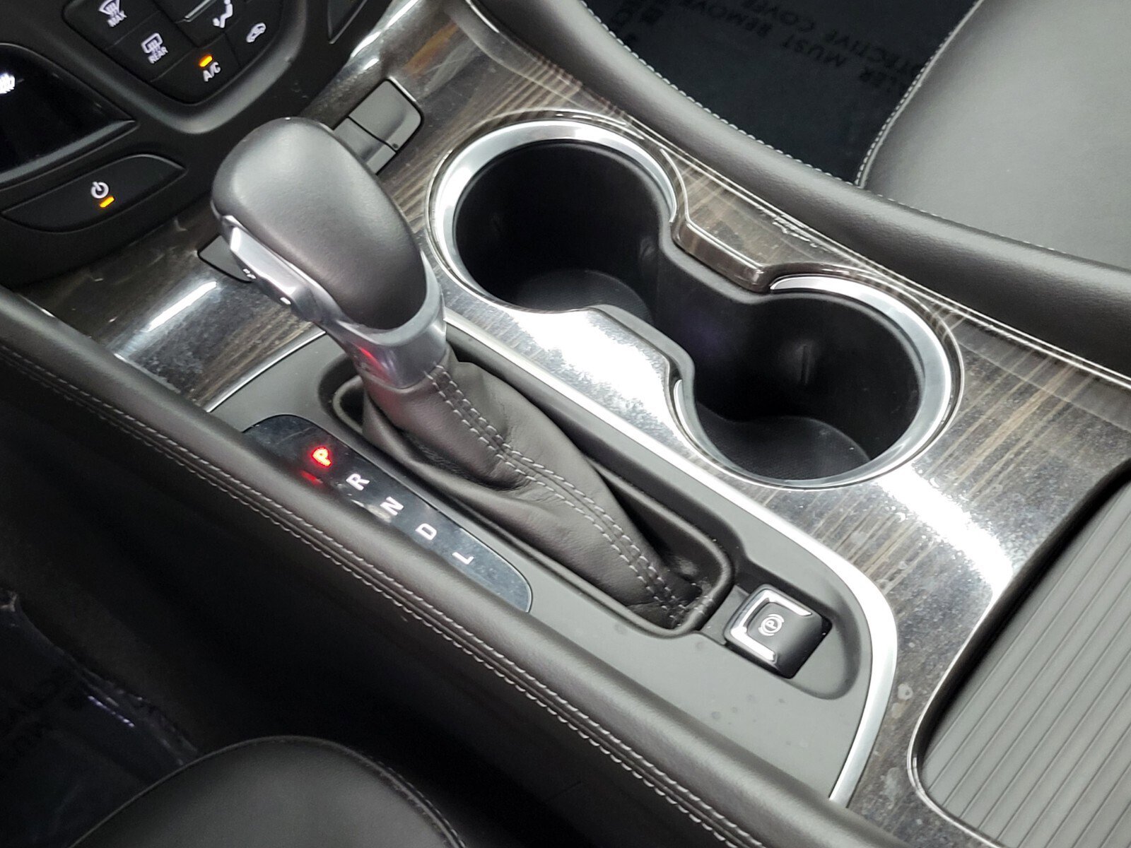 Used 2019 Buick Envision Essence image 20