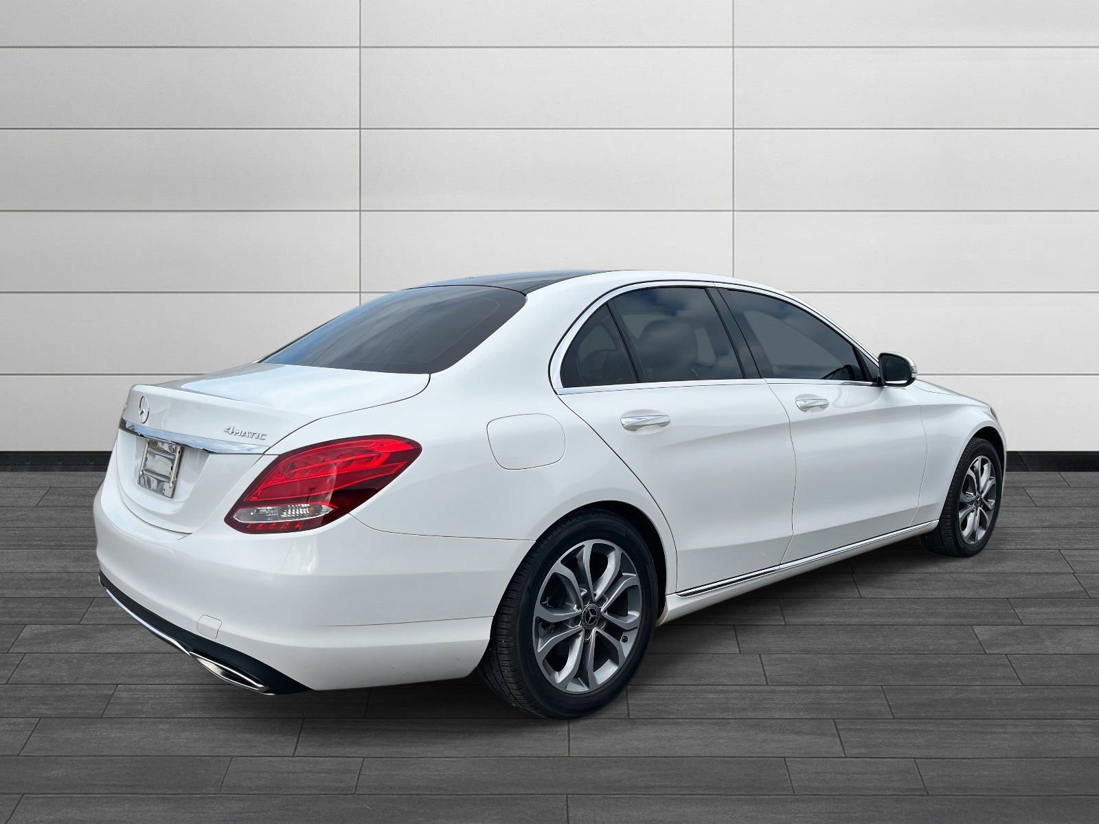 Used 2018 Mercedes-Benz C 300 4MATIC Sedan image 3