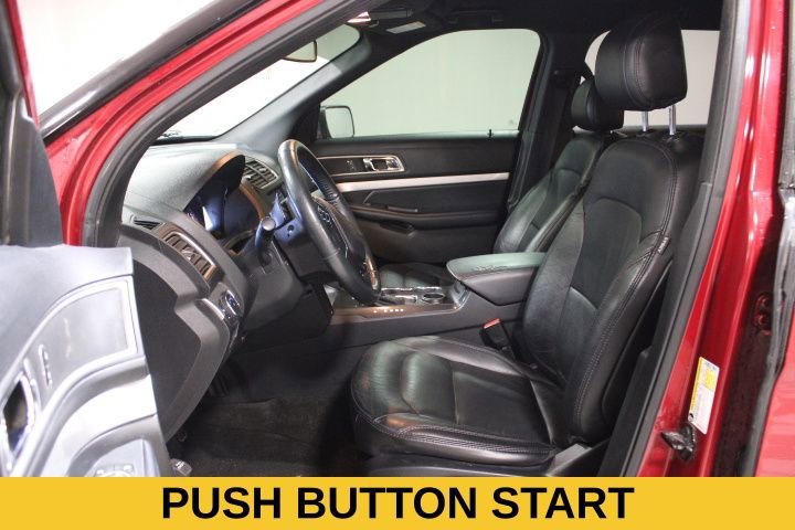 Used 2017 Ford Explorer XLT w/ Equipment Group 202A image 14