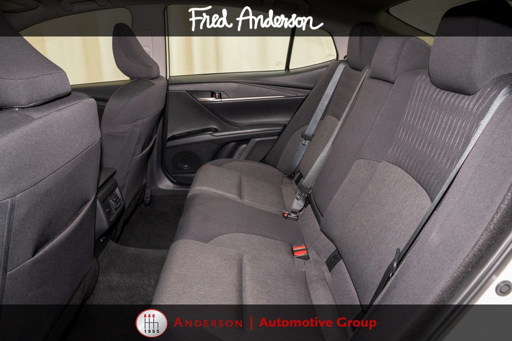 Used 2025 Toyota Camry LE w/ Convenience Package FWD image 8