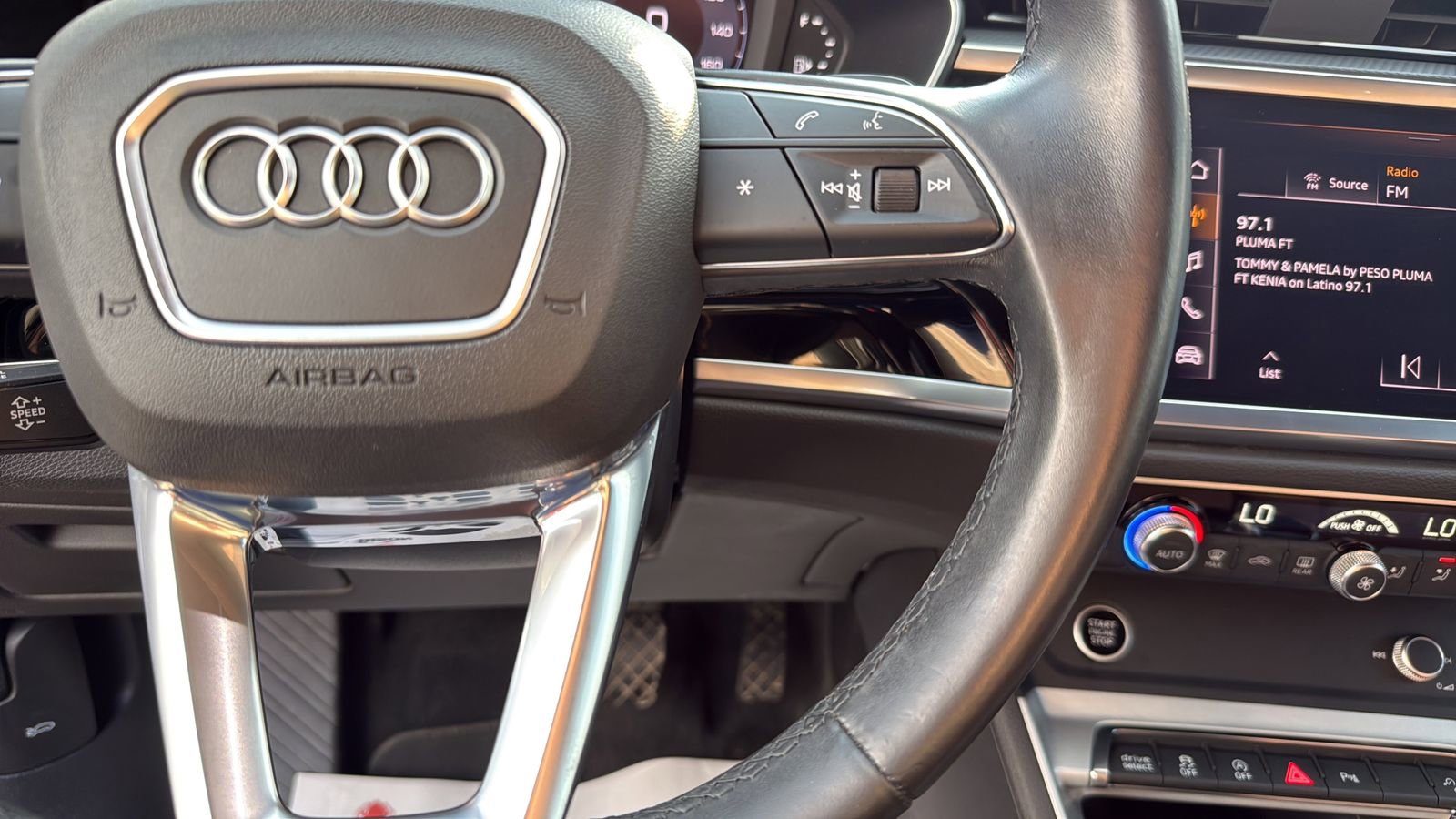 Used 2022 Audi Q3 2.0T Premium w/ Convenience Package AWD/4WD image 15
