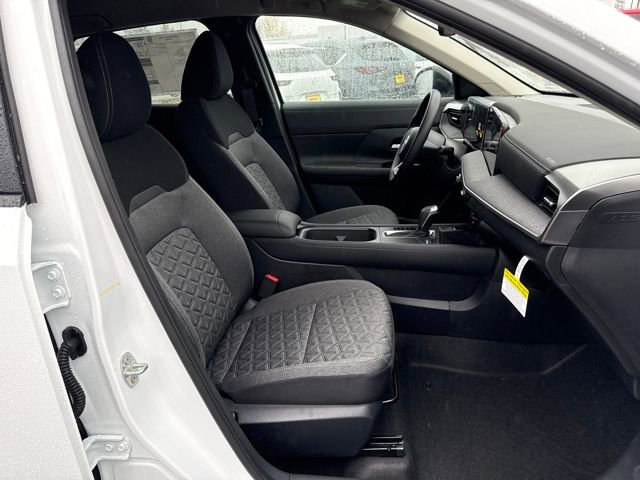 New 2025 Nissan Versa SV w/ Trunk Package image 9