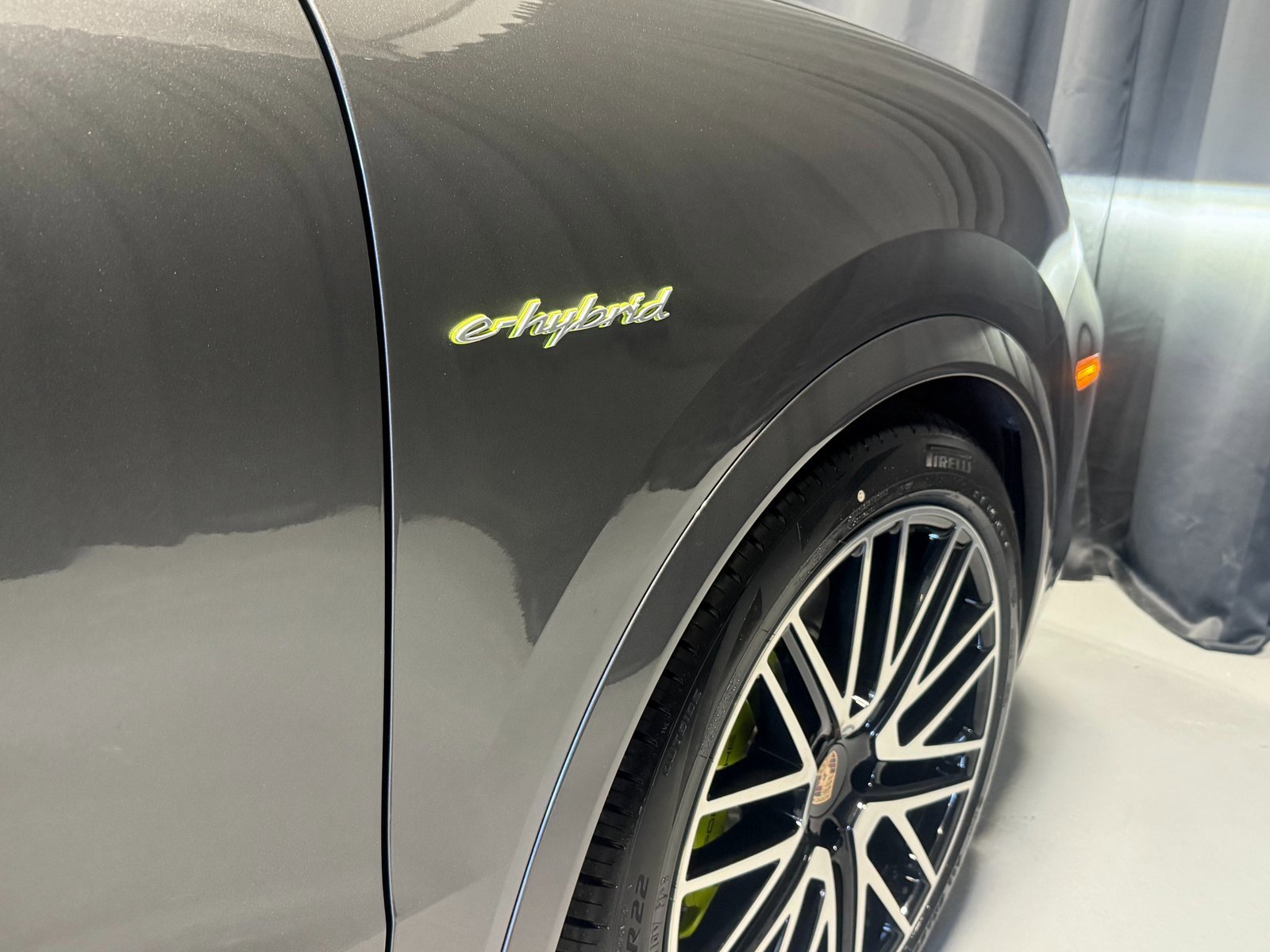 New 2026 Porsche Cayenne E-Hybrid image 21